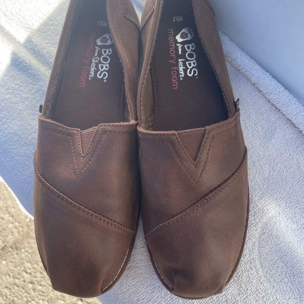 Women’s Bob’s brown slip on shoes mules size 9.5